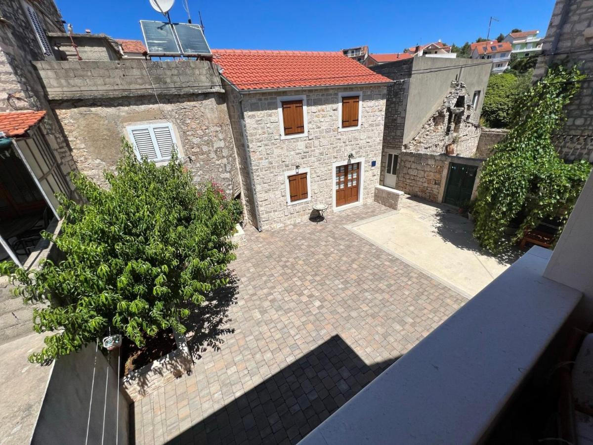 House Tia Villa Vrboska Eksteriør billede