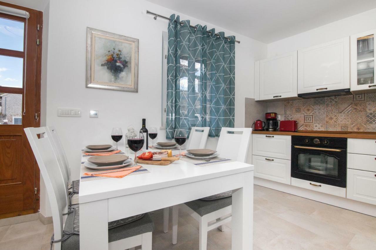 House Tia Villa Vrboska Eksteriør billede